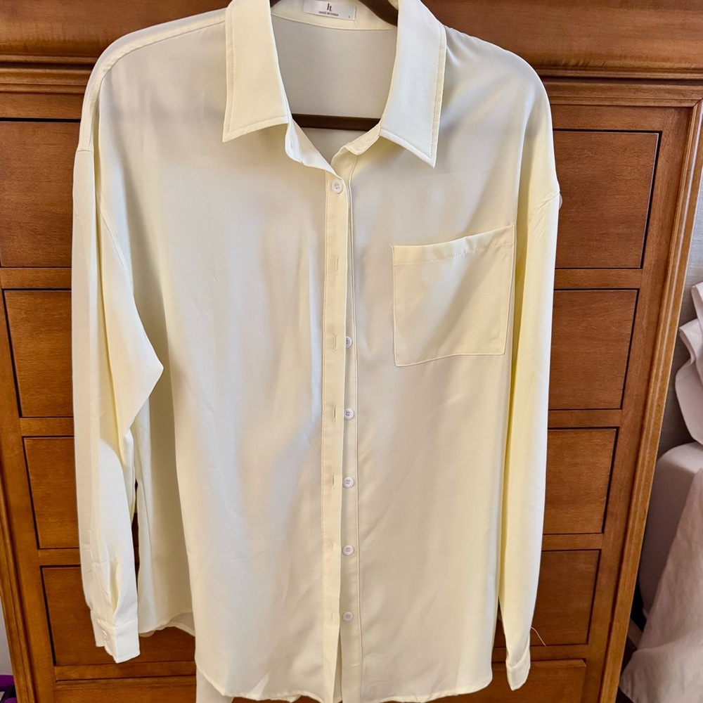 Bundle THREE Neutral Button Up Blouses Size Large - Picture 3 of 4